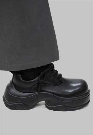 Platform Derby shoes round toe edgy Goth brogues in black