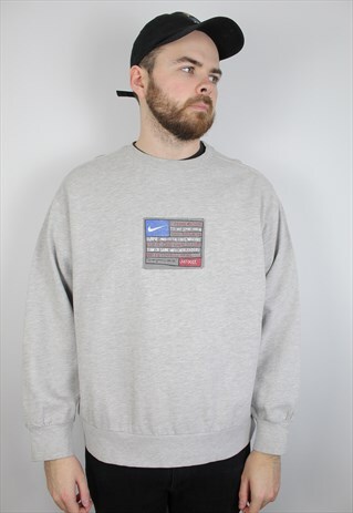 VINTAGE NIKE SWEATSHIRT SIZE LARGE
