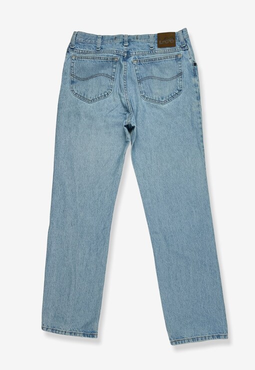 garment image