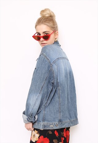 VINTAGE 90S BLUE DENIM OVERSIZED JACKET