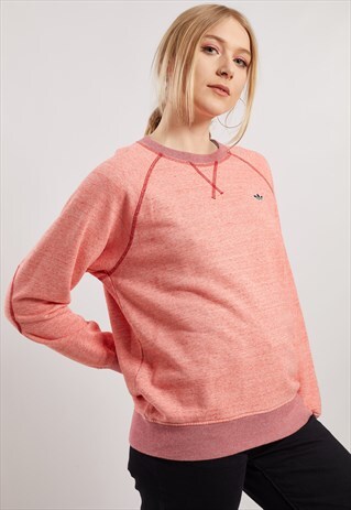 VINTAGE ADIDAS SWEATSHIRT