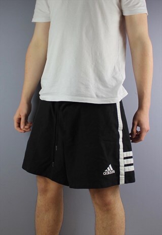 VINTAGE ADIDAS SHORTS IN BLACK WITH POCKETS, EMBROIDERED LOG
