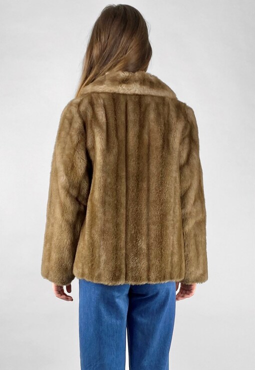 garment image