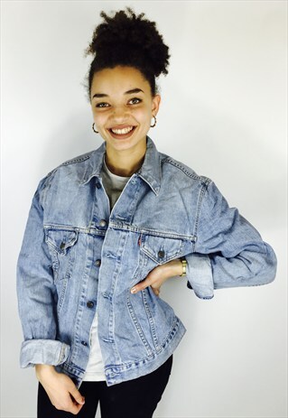 LEVIS DENIM JACKET