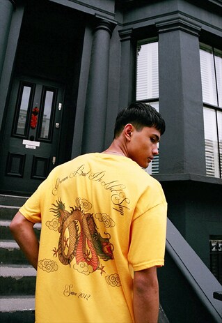 GOLD SHORT SLEEVED T-SHIRT WITH CHINESE DRAGON DESIGN