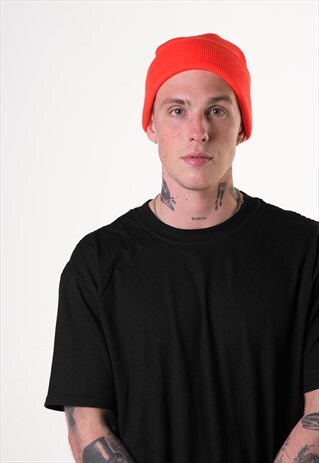 ESSENTIAL CUFFED BEANIE HAT - BRIGHT RED