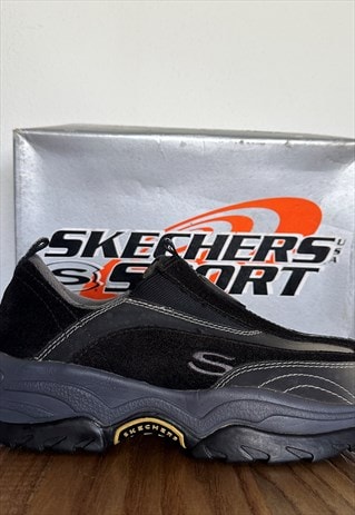 00S VINTAGE DEADSTOCK SKECHERS SNEAKERS