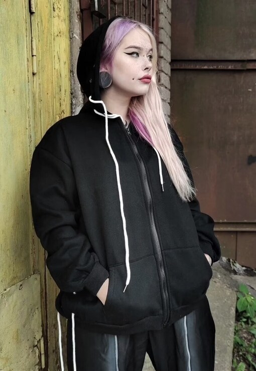 garment image