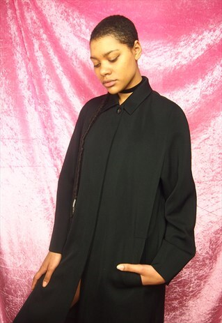 BLACK MINIMAL LONG JACKET