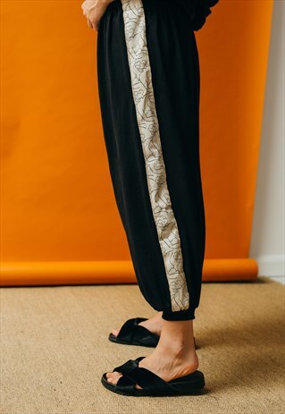 NUDES STRIP JOGGERS
