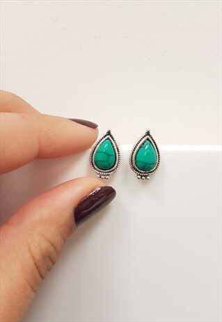 EMERALD EARRINGS