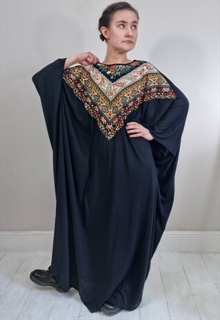 VINTAGE 70'S BLACK FLORAL BIB KAFTAN DRESS