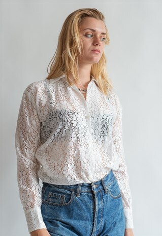 VINTAGE 70S BOHO SKIRT IN LACE FLORAL