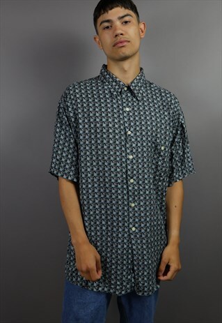 BLACK & BLUE TILE PATTERNED SHORT SLEEVED SHIRT