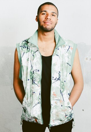 VINTAGE SLEEVELESS REEBOK SHELL JACKET