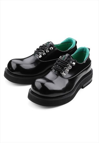 Utility shoes Edgy high fashion round shape platform loafers