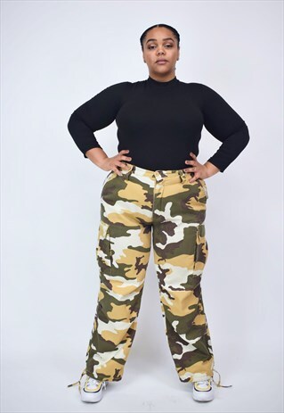 VINTAGE 90'S YELLOW CAMOUFLAGE CARGO TROUSERS WITH POCKETS