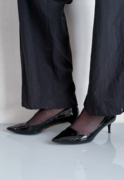 Vintage Y2K classy patent leather pumps in shiny black