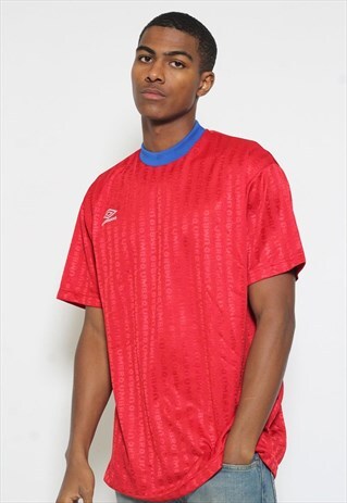 VINTAGE UMBRO FOOTBALL T-SHIRT