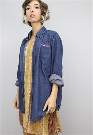 VINTAGE 90S OVERSIZED DENIM SHIRT