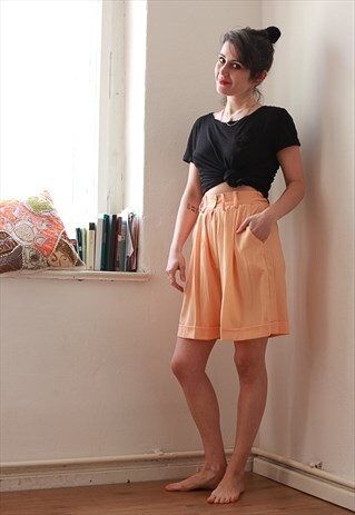 VINTAGE PEACH KNEE LENGTH SHORTS CULOTTES