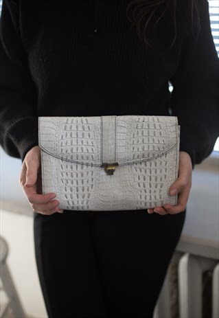 VINTAGE 80'S CREAM LEATHER ANIMAL SKIN LIKE CLUTCH