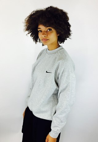 NIKE GREY SWOOSH SWEATSHIRT
