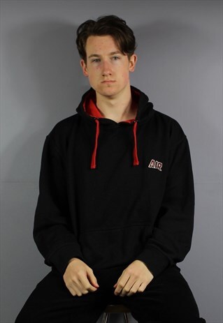 VINTAGE NIKE AIR HOODIE IN BLACK WITH EMBROIDERED LOGO. SIZE