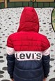 VINTAGE LEVI'S 90S PUFFER JACKET  HOODIED AND LOGO