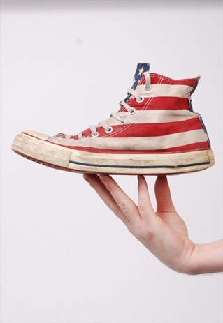 VINTAGE CONVERSE TRAINERS