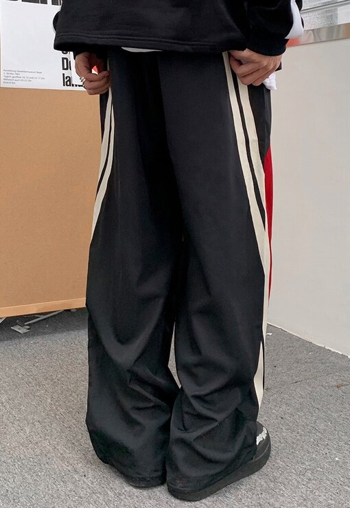 garment image