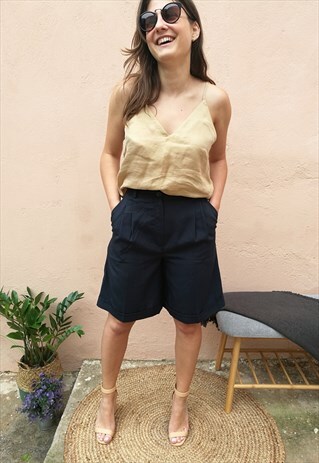 VINTAGE 90S HIGH WAISTED MIDI VISCOSE SHORTS IN NAVY BLUE