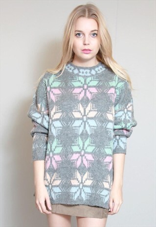 VINTAGE 1980'S SOFT PASTEL SNOWFLAKE PATTERN WOOL JUMPER