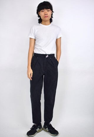 VINTAGE 90S BLACK TAPERED CROPPED CHINO TROUSERS