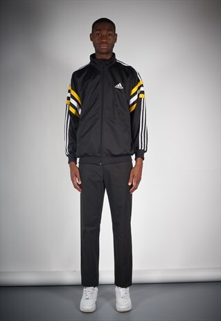 VINTAGE ADIDAS TRACK JACKET