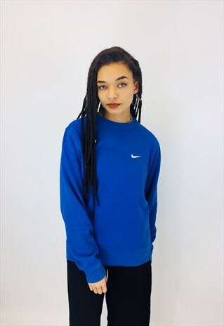 NIKE BLACK EMBROIDERED SWOOSH SWEATSHIRT