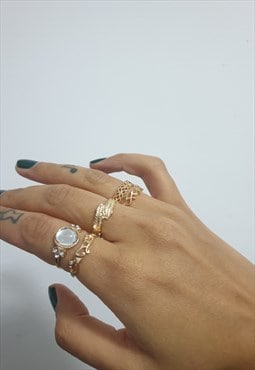 5 Pack Gold Stacking Rings w Rhinestone, Chain & Leaf Detail