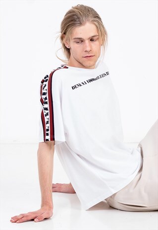 PRINTED OVERSIZED FESTIVAL SPECIAL T-SHIRT IN WHITE