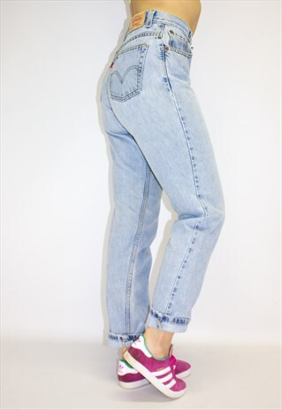 VINTAGE HIGH WAIST LIGHT BLUE LEVI'S JEANS