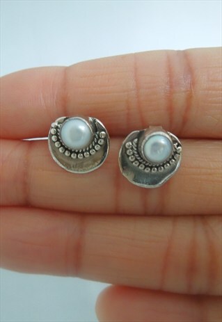STERLING SILVER AND PEARL EVERYDAY STUD EARRINGS