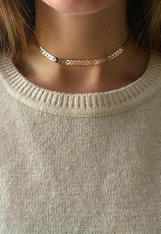 ARROW CHOKER