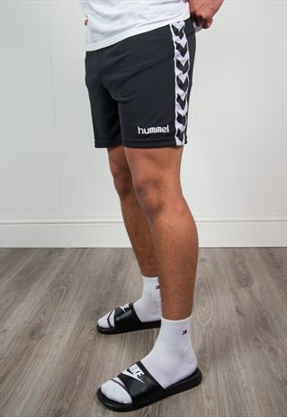 VINTAGE HUMMEL SHORTS