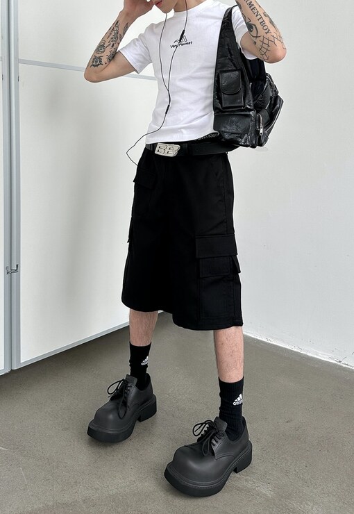 garment image