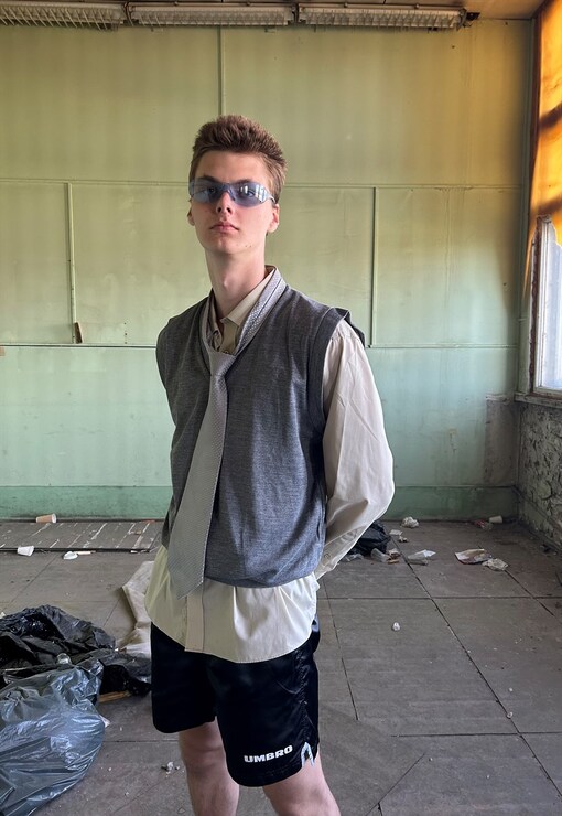 garment image