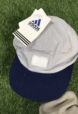 VINTAGE ADIDAS BASEBALL CAP HAT IN GREY WITH METAL PATCH LOG