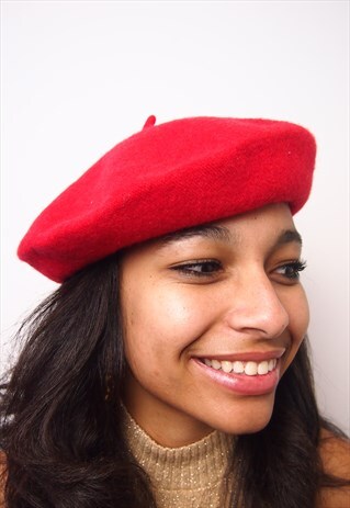 RED WOOL BERET