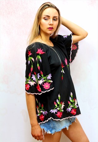 1970S VINTAGE BLACK FLORAL EMBROIDERED FLUTE SLEEVE TOP