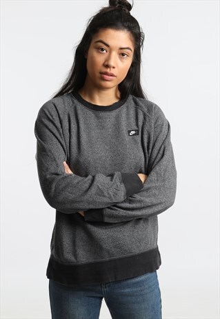 90S NIKE EMBROIDERED LOGO SWEATSHIRT