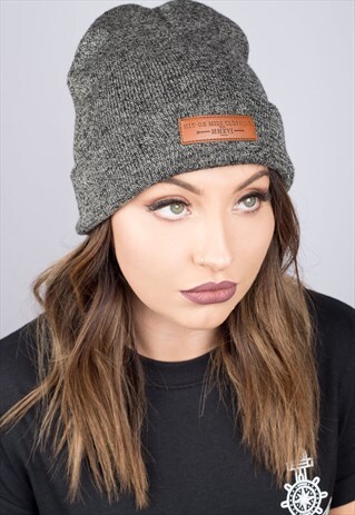 LEATHER PATCH GREY BEANIE