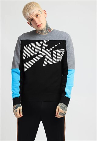 VINTAGE NIKE SWEATSHIRT